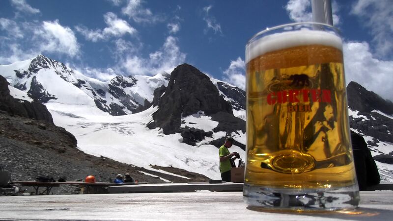 Datei:041 Blüemlisalphütte.jpg
